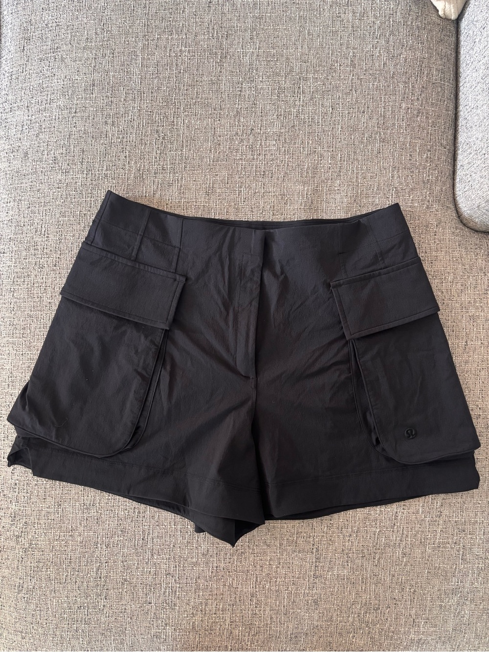 Lululemon Relaxed-Fit Super High Rise Cargo Short 4”